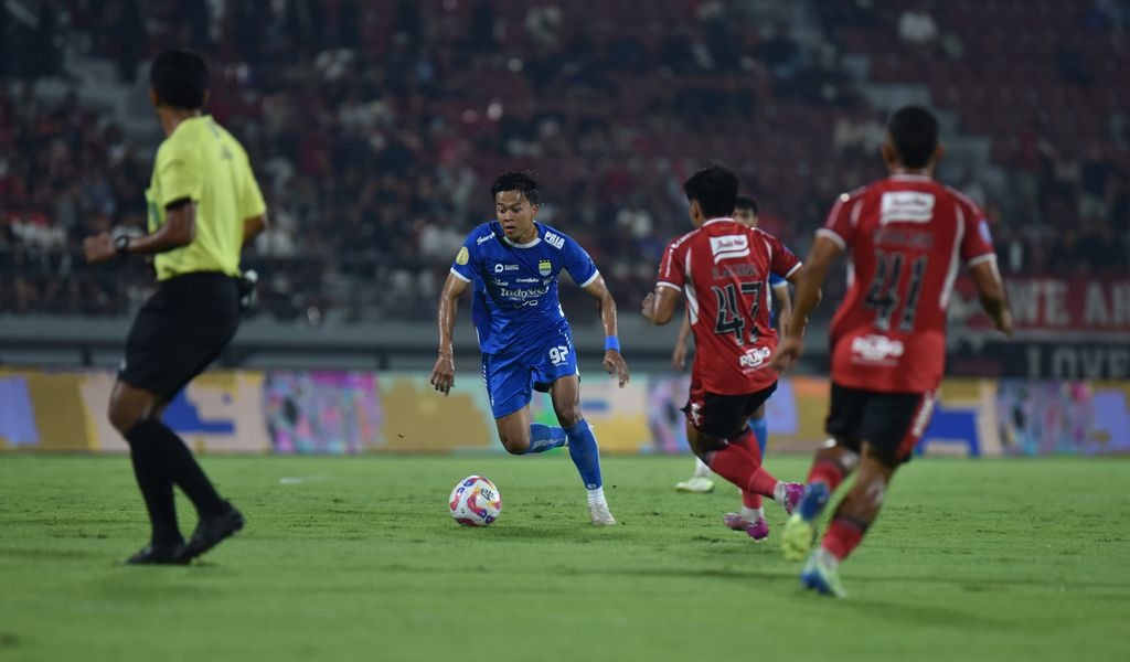 Persib Bandung vs Bali United kemarin malam
