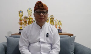 Prof. Suarta