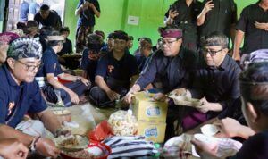 Lomba gebogan