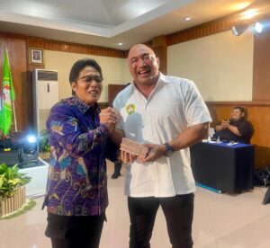 Wagub Bali Dukung PERTINA Lahirkan Atlet Berprestasi