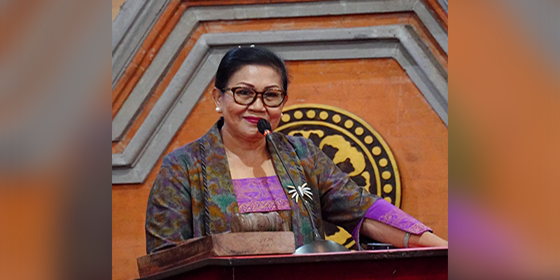 Putri Koster