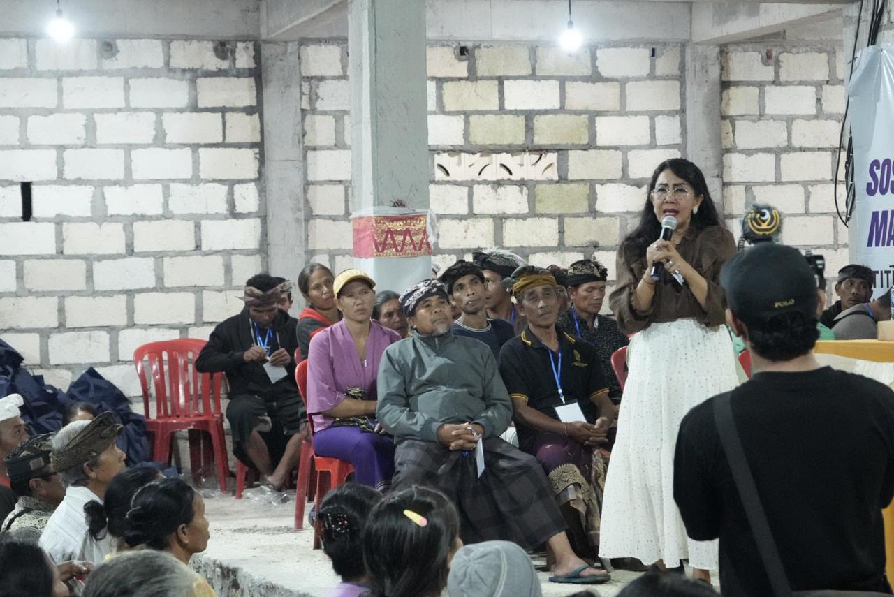 sosialisasi program Makan Bergizi Gratis (MBG) di Wantilan Desa Adat Kertha Buana, Nusa Penida, pada Sabtu, 7 Juni 2025