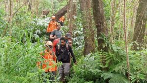 wna_asal_slovakia_dievakuasi_dari_gunung_agung_bali_