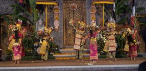 Tari Bali