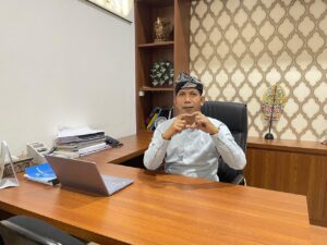 Ketut Komplit S.H