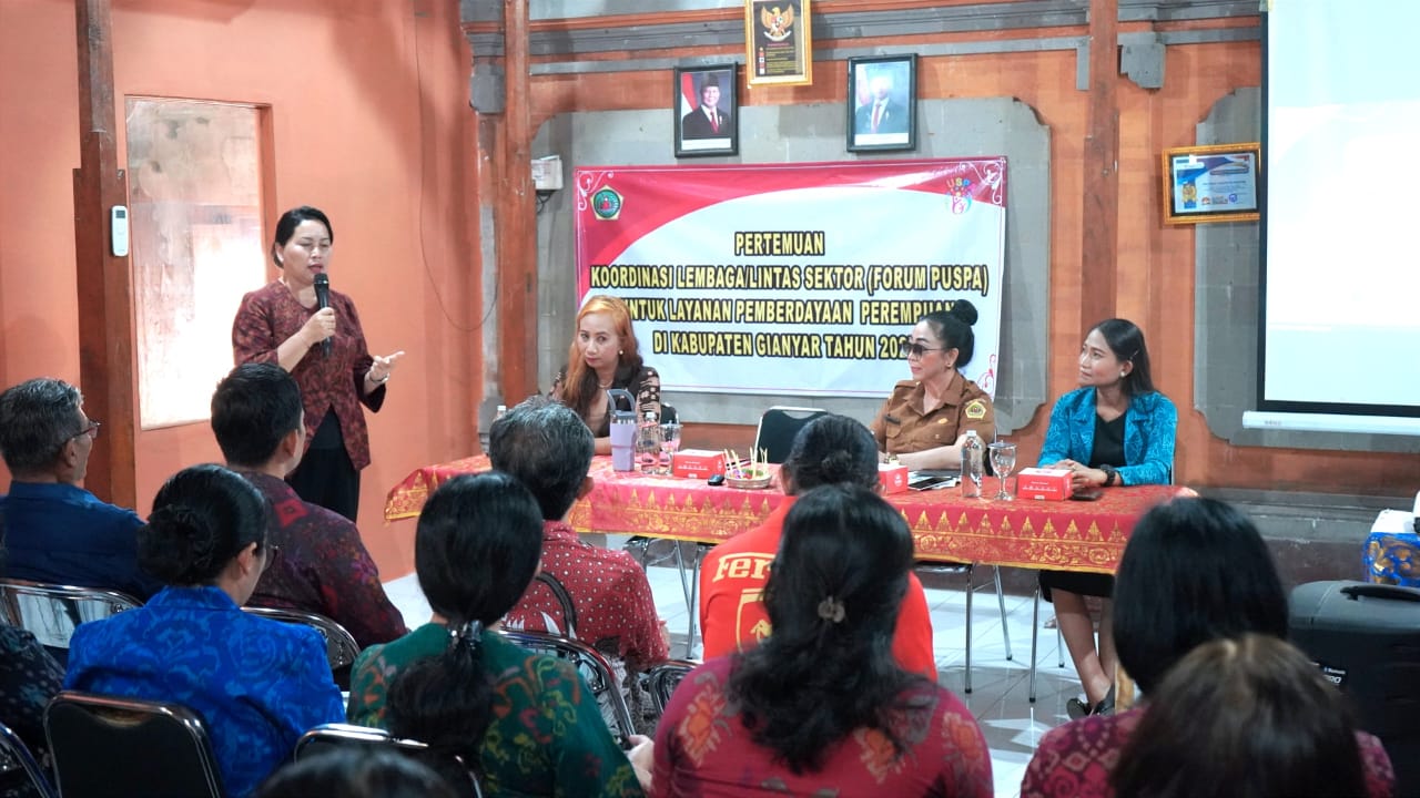 Ny. Seniasih Giri Prasta
