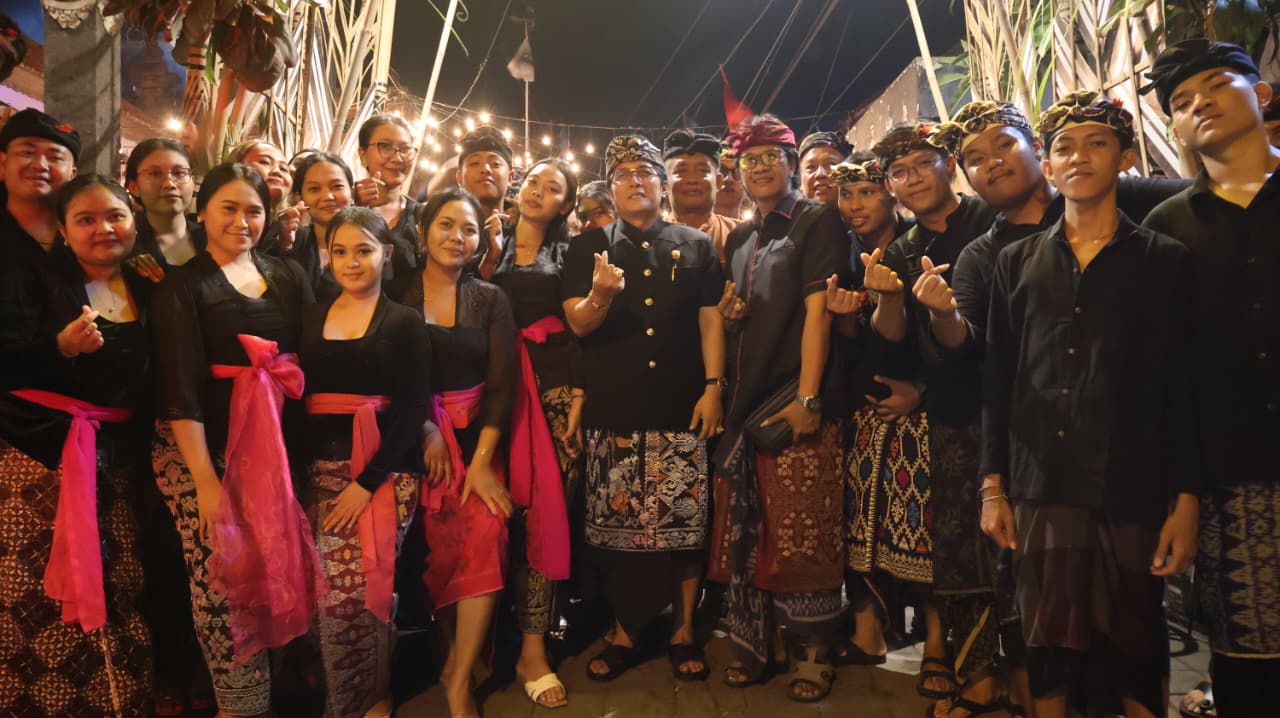 ST Yowana Dhika