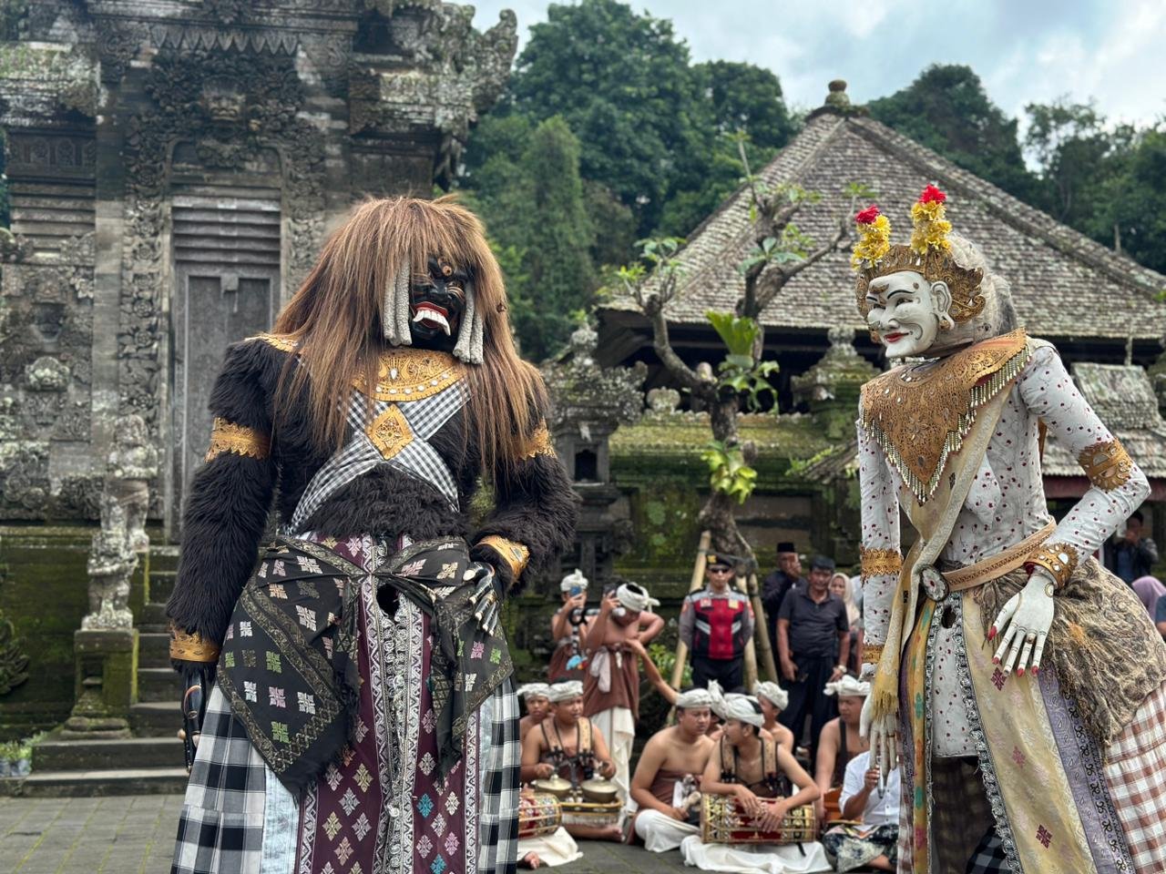 Barong Landung