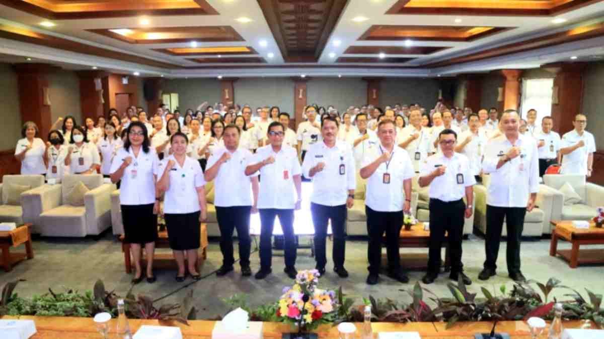 Wujudkan Tata Kelola Bersih, Sekda Eddy Mulya Tekankan Peran APIP Saat Rakor Pengawasan Denpasar 2026