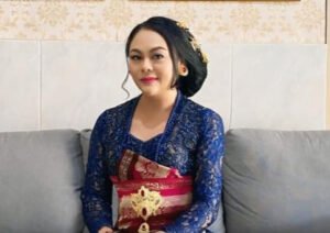 Dr. Ini Wayan Parwati Asih, S.Pd.,M.Pd.,CH.,C.Med