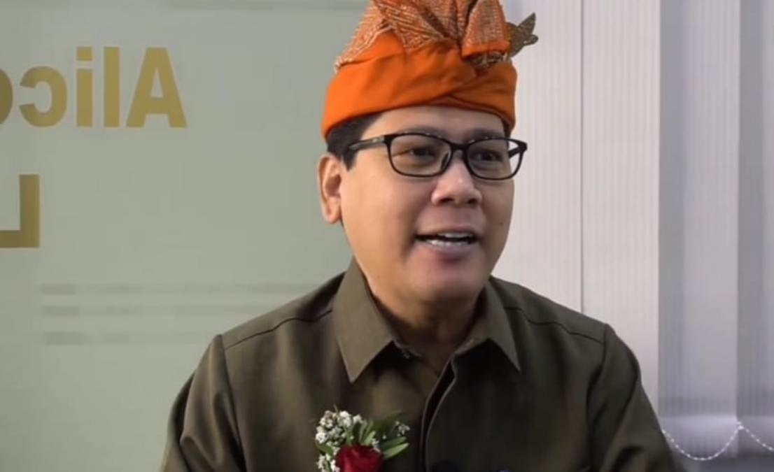 Mengenang Prof. Gede Sri Darma Sosok The Young Leader dan Rektor Termuda MURI yang Tutup Usia