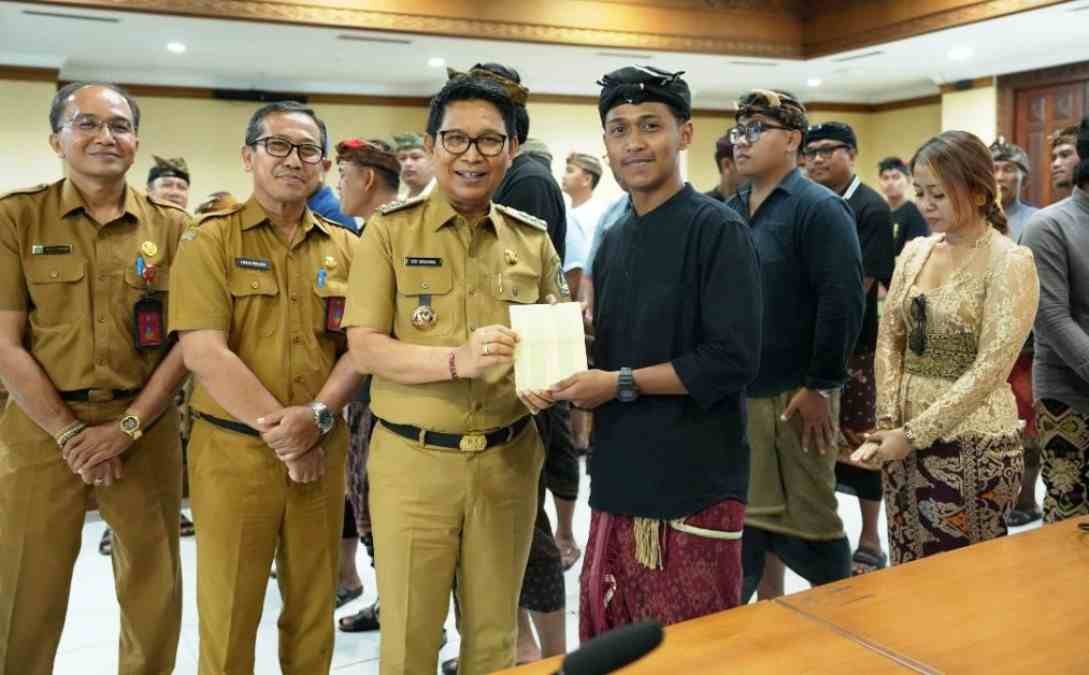 Bupati Badung Pastikan Dana Seniman PKB 2026 Diterima Utuh Tanpa Potongan