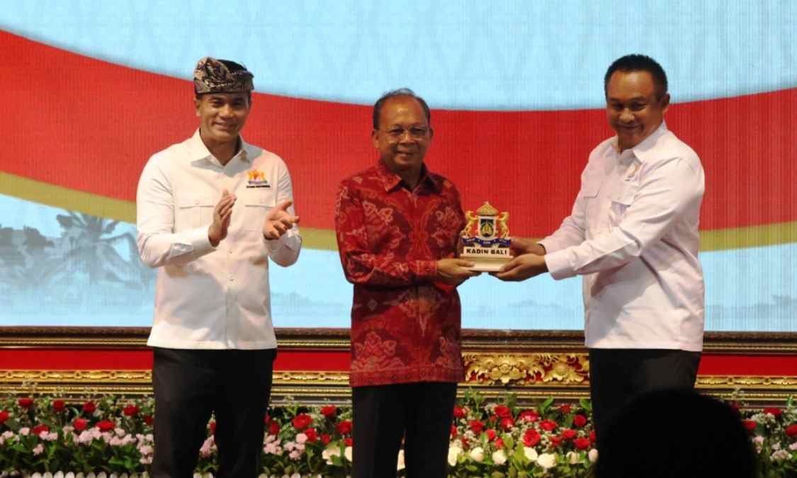 Gubernur Koster Desak Dukungan Pusat untuk Infrastruktur Bali, Kadin Siap Susun Strategic Paper