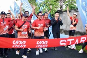 Meriahkan Dies Natalis ke-47, Wawali Arya Wibawa Lepas Peserta UNR RUN 2026