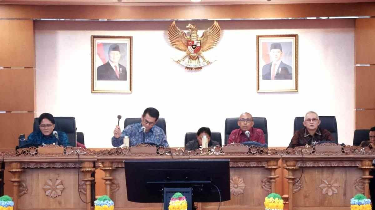 Wagub Giri Prasta Dorong Kemandirian Fiskal Melalui Raperda Pajak dan Retribusi Daerah Bali