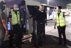 Drama Penangkapan Buronan Interpol di Bandara Ngurah Rai Sembunyi di Toilet Pesawat Pribadi