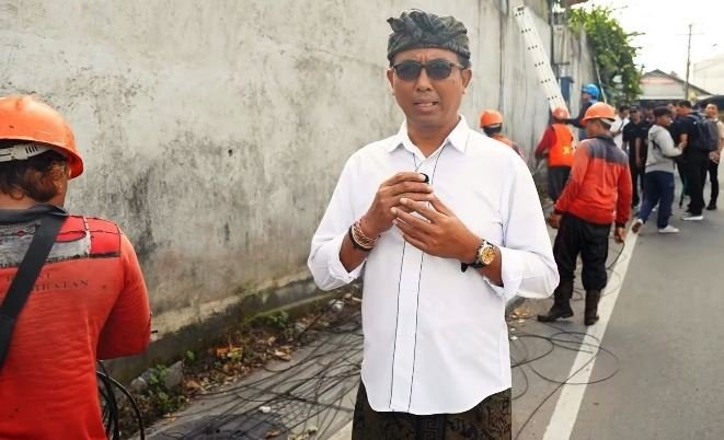 Tingkatkan Estetika Wisata, Pemkab Badung Percepat Penataan Kabel Utilitas Semrawut