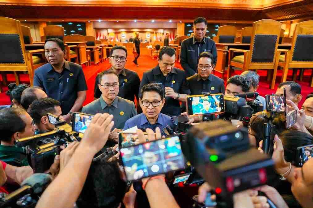 Bupati Badung Adi Arnawa Apresiasi Pandangan Umum Fraksi DPRD Terkait Pertanggungjawaban APBD 2025
