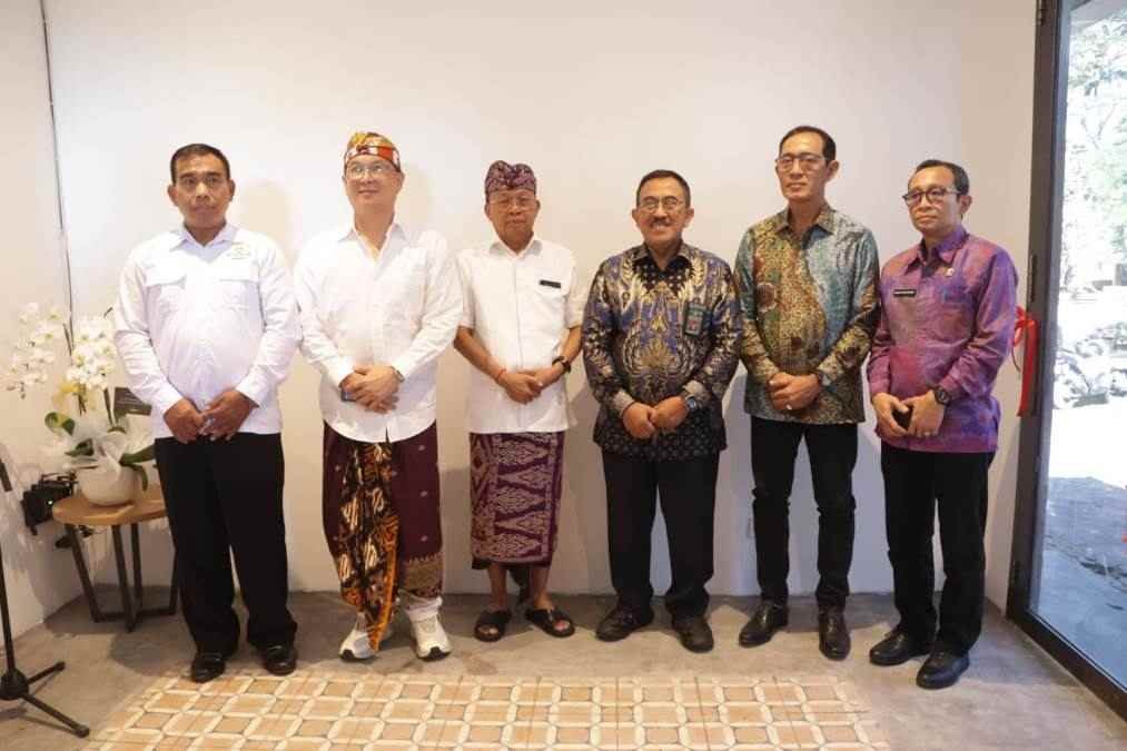 Gubernur Koster Dukung Kehadiran Kantor Lawyerindo untuk Lindungi Ekosistem Pariwisata Bali