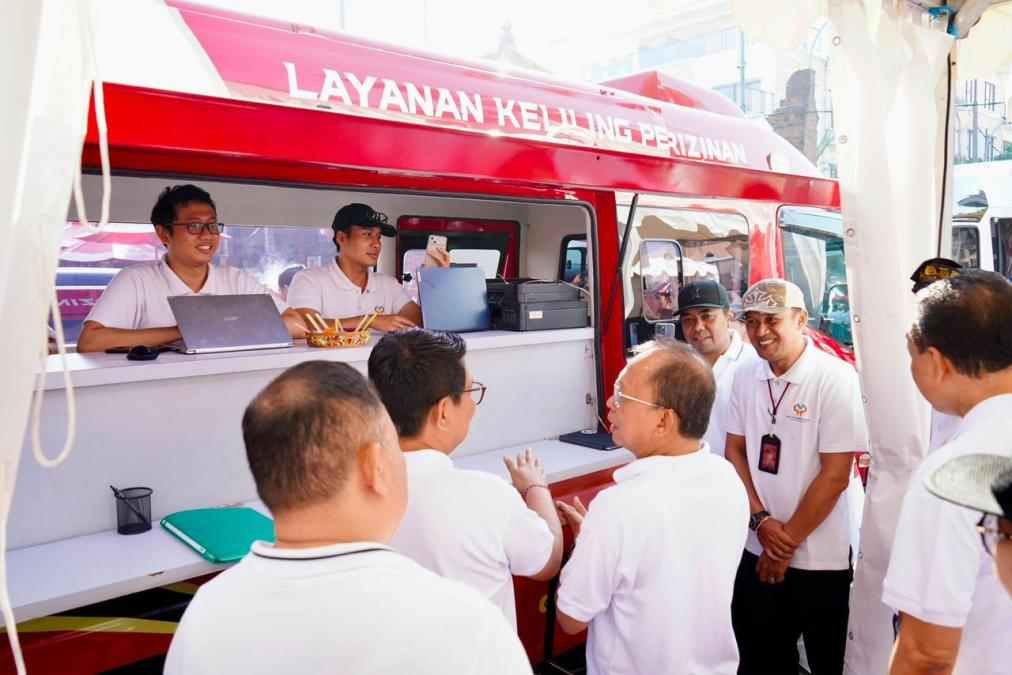 Gubernur Koster Tekankan Kualitas Layanan di Bazar Pelayanan Publik demi Citra Pariwisata Dunia
