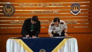 Inovasi Layanan Imigrasi Ngurah Rai Gandeng Gojek untuk Pengantaran Paspor via GoSend