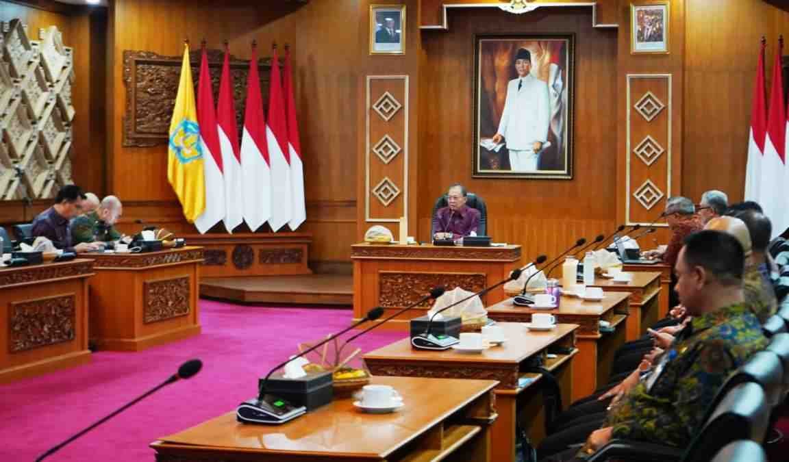 Gubernur Koster Genjot PAD Bali 2026, Dorong Inovasi dan Kerja Maksimal