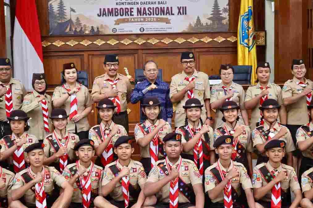 Gubernur Koster Lepas 352 Anggota Pramuka Bali ke Jambore Nasional XII, Bawa Misi Lingkungan
