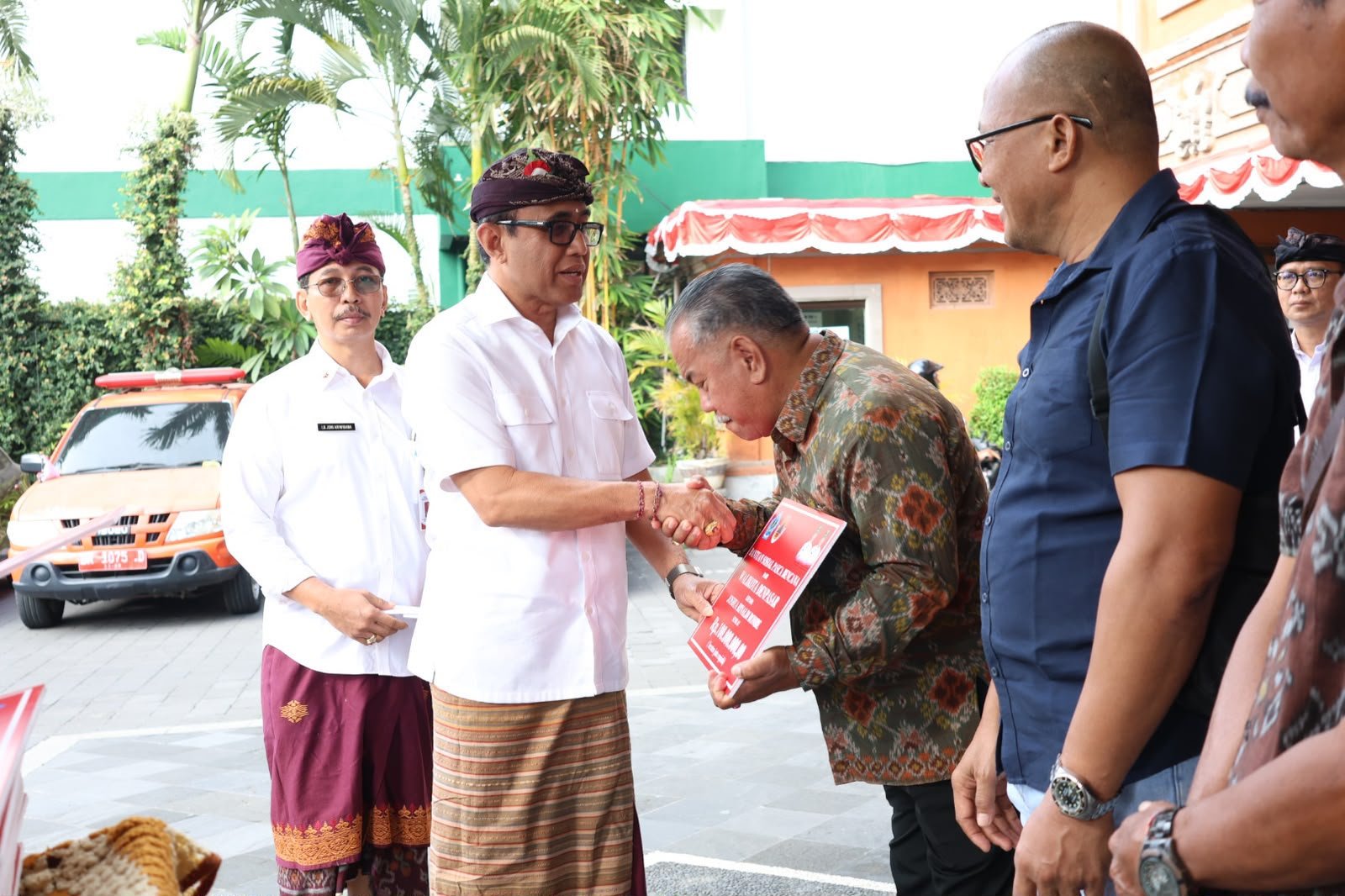 70 Warga Terdampak Bencana di Denpasar Terima Bantuan Rp1,195 Miliar