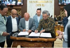 DPR dan Pemerintah Sepakati RUU APBN 2027 Target Ekonomi 6% & Belanja Tembus Rp 4.000 Triliun