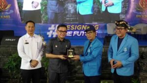 Gubernur Lemhannas Ajak Mahasiswa Baru Warmadewa Jadi Job Creator untuk Indonesia Emas