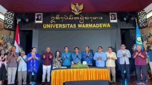 Puncak Dies Natalis ke-42 Universitas Warmadewa Raih Capaian Akademik hingga Komitmen Kampus Hijau