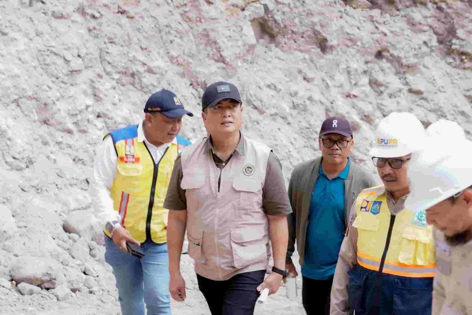 Gubernur Miq Iqbal Perkuat Akses Infrastruktur dan Ekonomi Warga Sumbawa