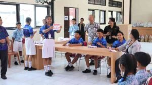 Pendidikan Demokrasi Sejak Dini KPU Bali Pantau Pemilos Serentak di Bangli dan Tabanan